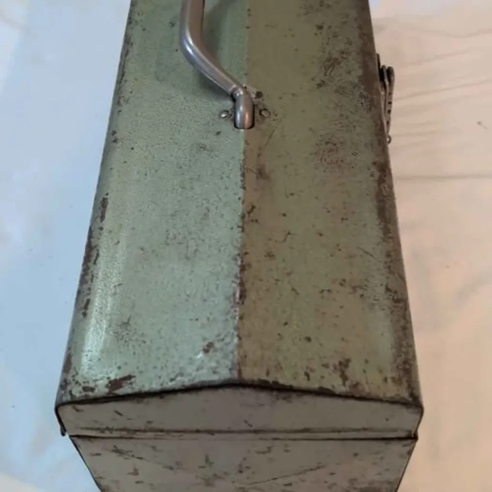 Vintage Porter Handy Tool Box 20